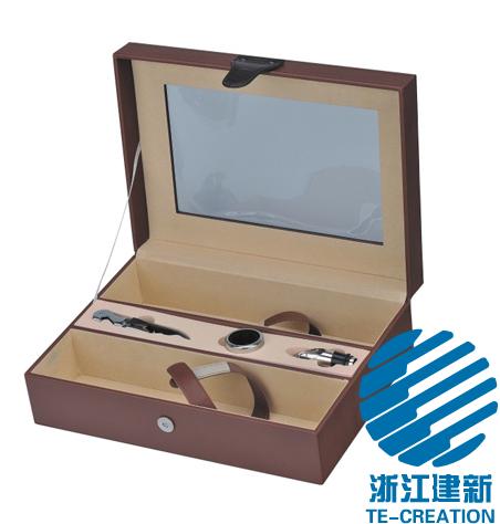TC-BP26          Leather (PU) wine box with 3-pcs wine accessories