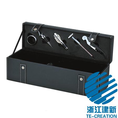 TC-BP14  Leather (PU) wine box with 5-pcs wine accessories