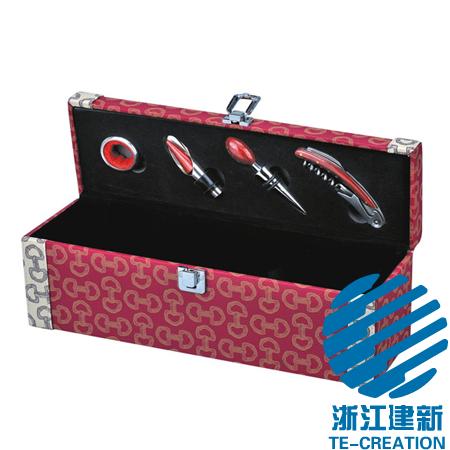 TC-BP13  Leather (PU) wine box with 4-pcs wine accessories